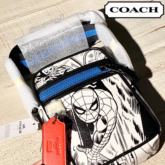 ❗️LAST ONE❗️COACH Spiderman Comic Crossbody MARVEL - Picture 2 of 13